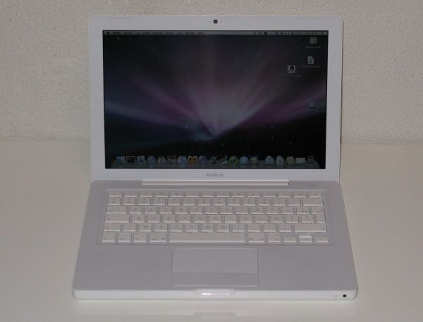 Apple MacBook Santa Rosa