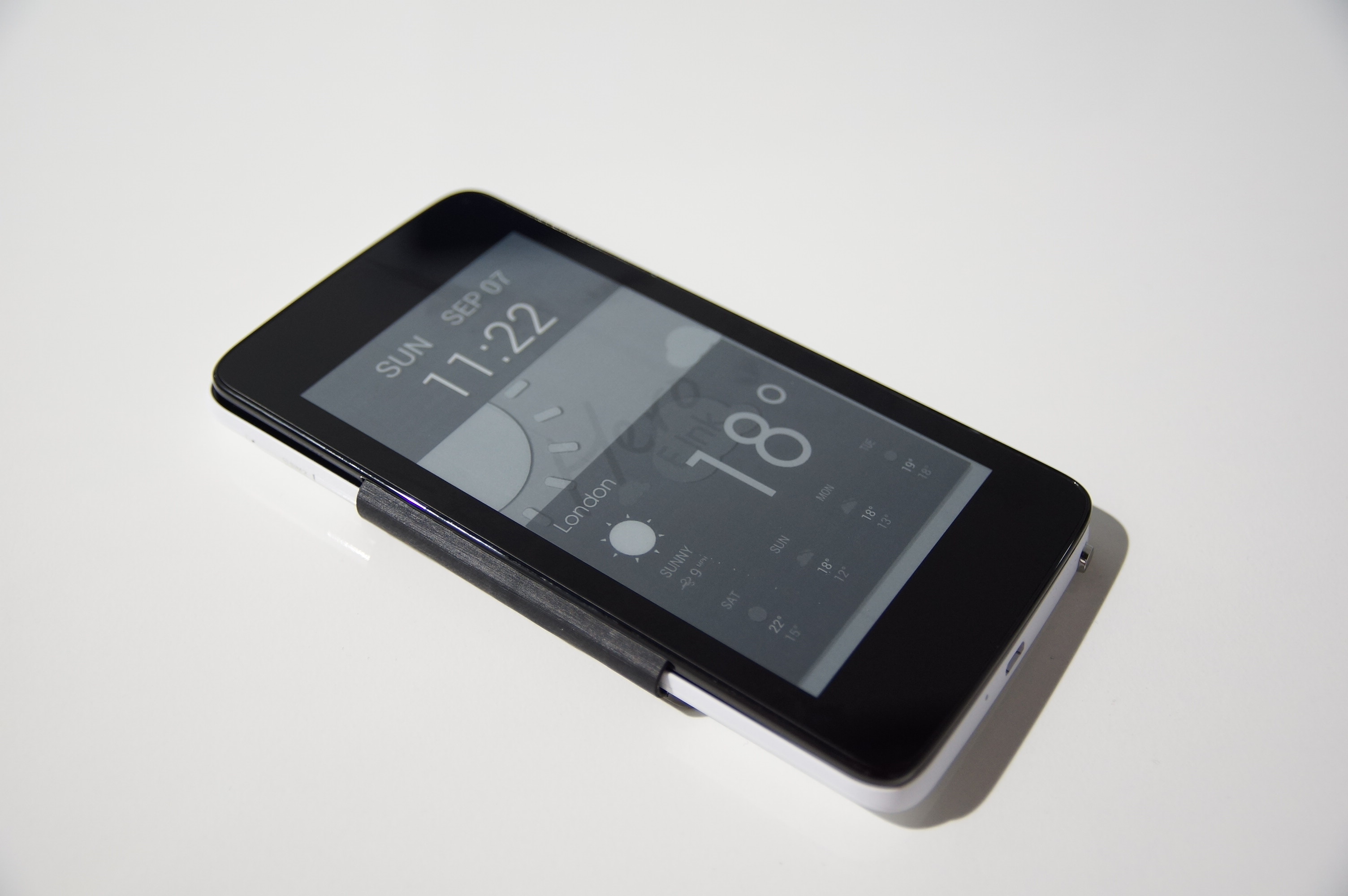 E-Ink Magic Flip
