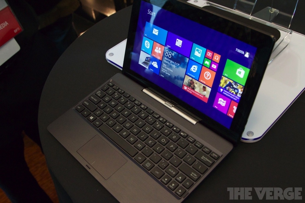Asus Transformer Book T100 : un netbook...