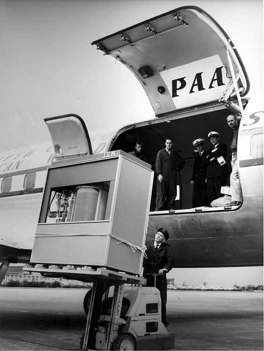 Un disque dur IBM 350, à l'embarquement...