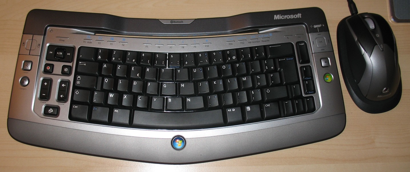 Microsoft Wireless Entertainement Desktop 7000