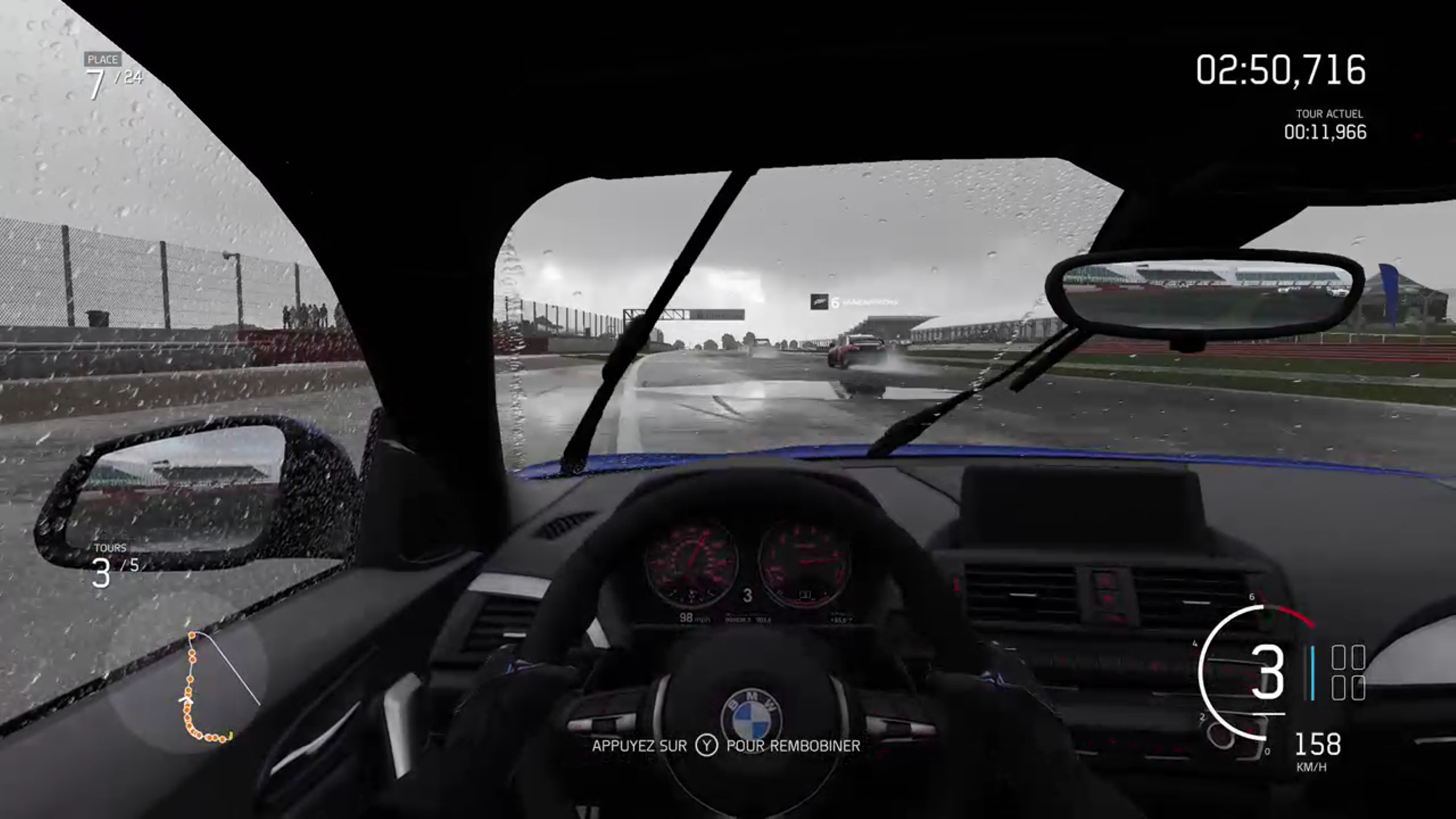 Forza 6 sous la pluie